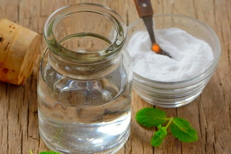 Larutan garam untuk mengatasi sakit gigi, Sumber: kompas.com