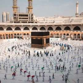 Bisnis travel umroh yang menjanjikan, Sumber: travel.kompas.com